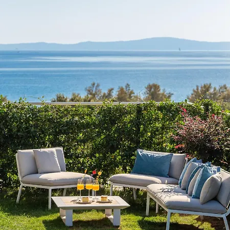 Enjoyer - Seafront With Private Heated Pool And Terrace فيلة سبليت