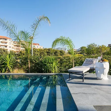 Enjoyer - Seafront With Private Heated Pool And Terrace וילה