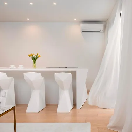 Enjoyer - Seafront With Private Heated Pool And Terrace Σπλιτ