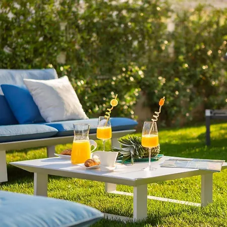 Βίλα Enjoyer - Seafront With Private Heated Pool And Terrace *