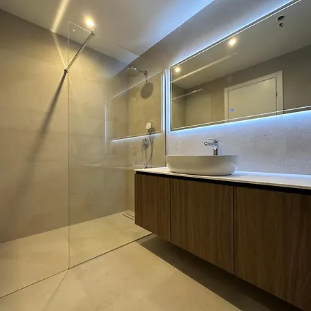 Enjoyer - Seafront With Private Heated Pool And Terrace 别墅 *
