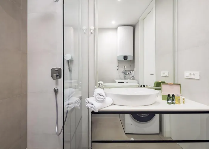 Enjoyer - Seafront With Private Heated Pool And Terrace *